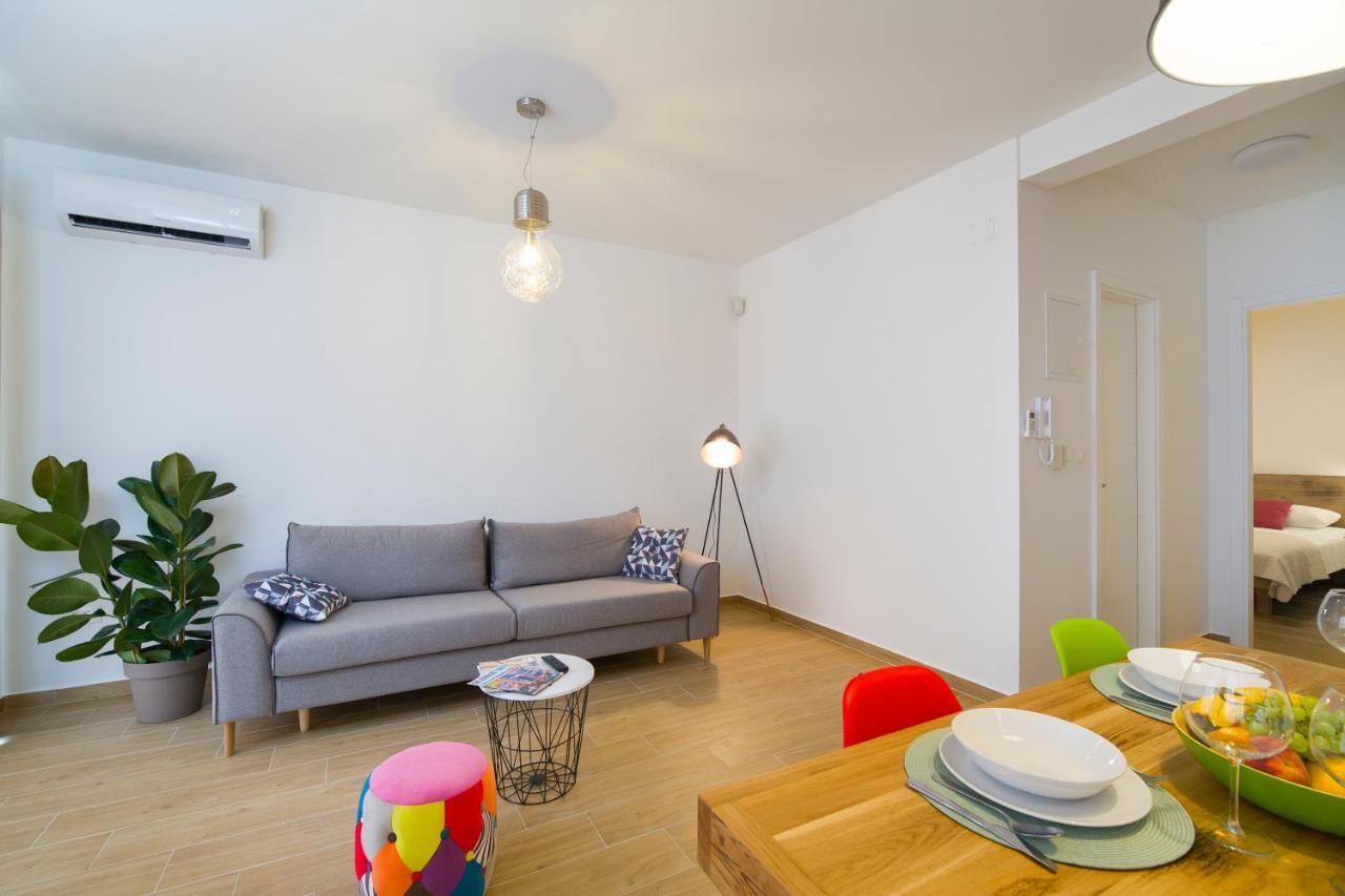 Apartments Bulli Trogir Exterior photo