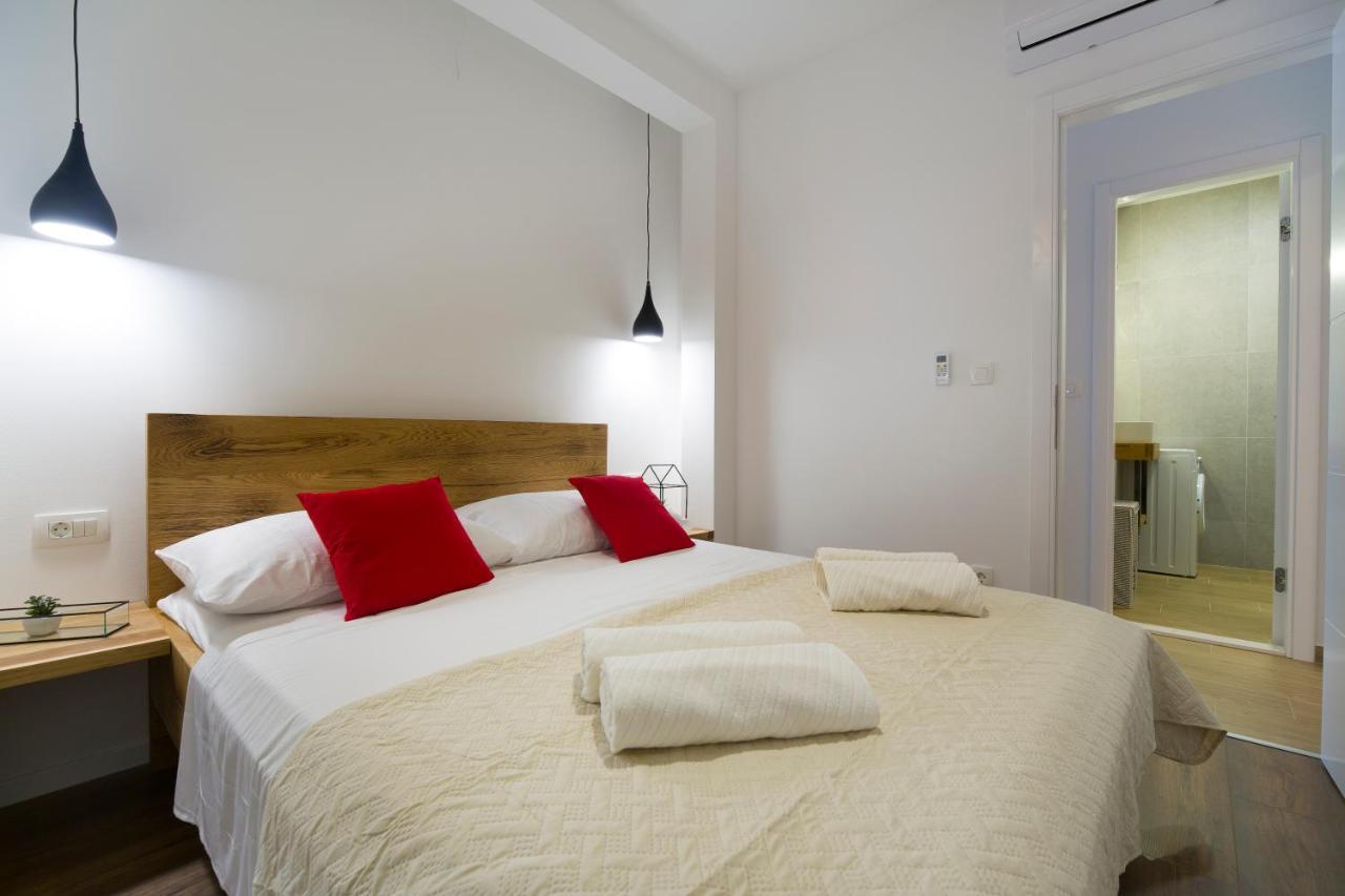 Apartments Bulli Trogir Exterior photo