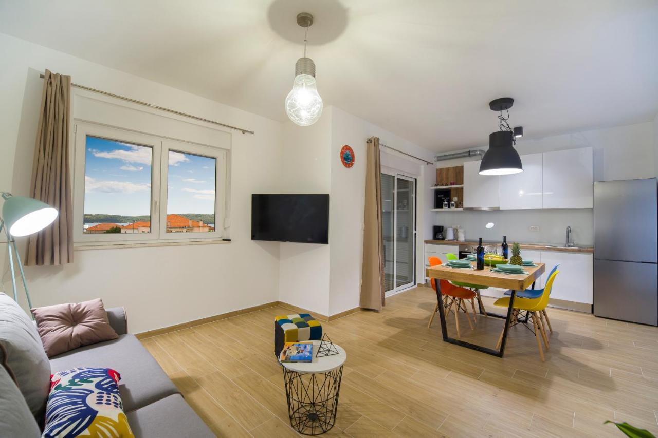 Apartments Bulli Trogir Exterior photo