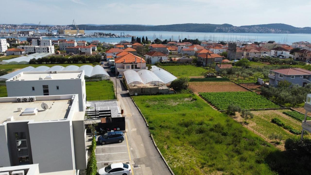 Apartments Bulli Trogir Exterior photo