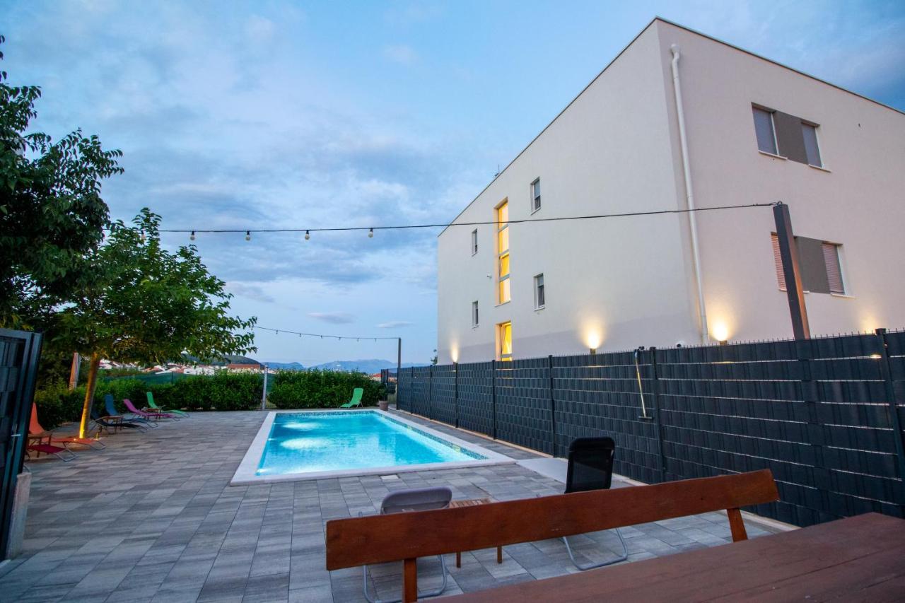 Apartments Bulli Trogir Exterior photo